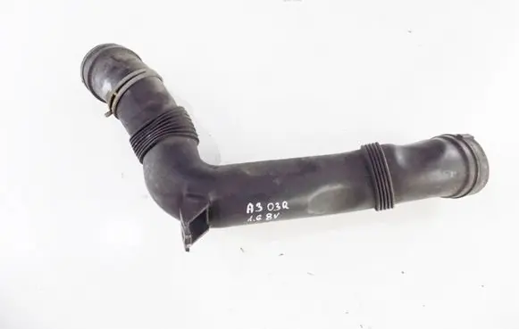 Audi A3 S3 8P Air intake hose/pipe 1k0129618aj