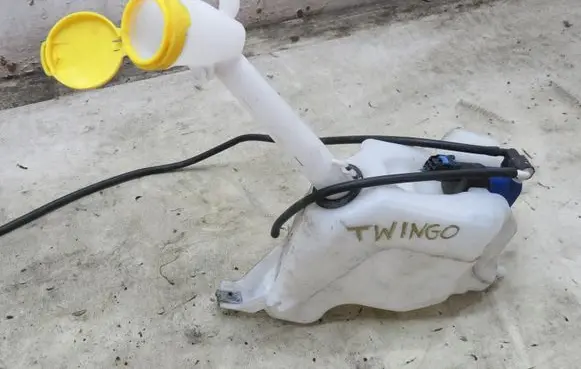 Renault Twingo III Windshield washer fluid reservoir/tank 289103335R