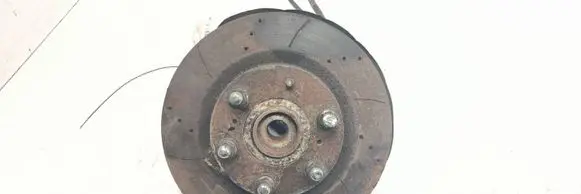 Mitsubishi Pajero Front wheel hub spindle knuckle