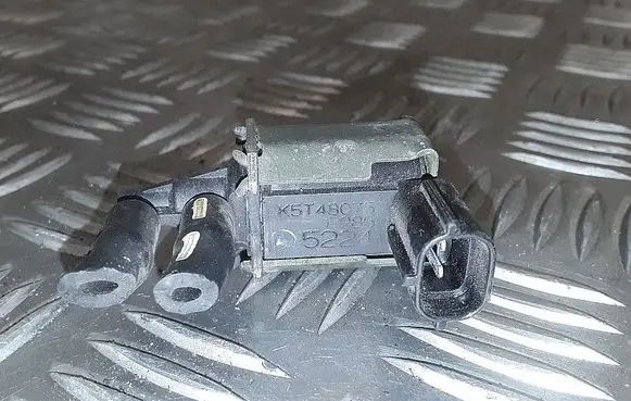 Mazda 626 Turbo solenoid valve k5t48075