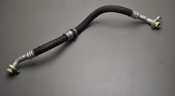 Volvo S90, V90 Air conditioning (A/C) pipe/hose 31497424