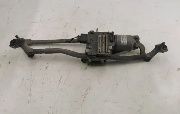 Audi A3 S3 8P Front wiper linkage and motor 0390241719 8P1955119A 8P1955119D