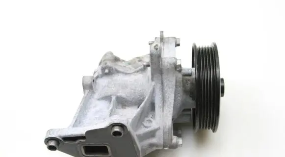 Opel Astra K Water pump