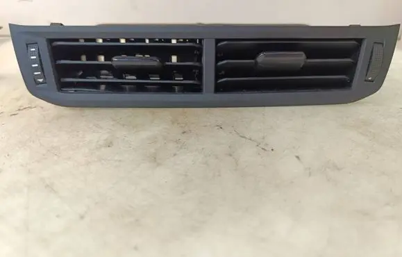 Volkswagen T-Cross Dash center air vent grill 2GM819728BQ 15022019 2GM819728