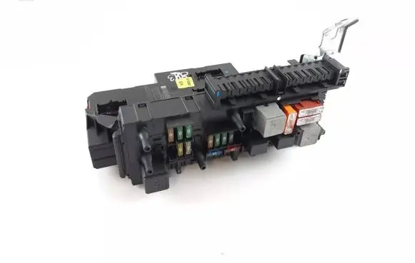 Mercedes-Benz E W212 SAM control unit 2129009622 2129015205 2129020008