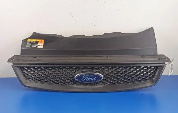 Ford Focus C-MAX Front grill 4M51-8200AJ
