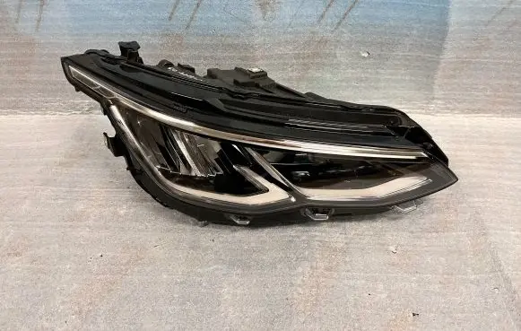 Volkswagen Golf VIII Headlight/headlamp 5H1941006