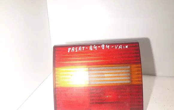 Volkswagen PASSAT B4 Rear/tail lights 3A9945107 394109