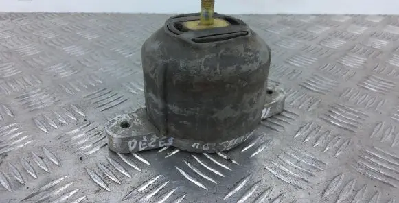 Audi A8 S8 D3 4E Gearbox mount 4E0399151AQ