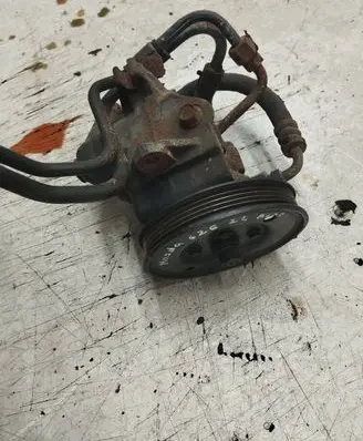 Mazda 626 Power steering radiator 