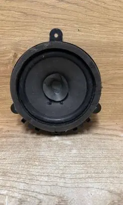Volvo V50 Front door speaker 30657444