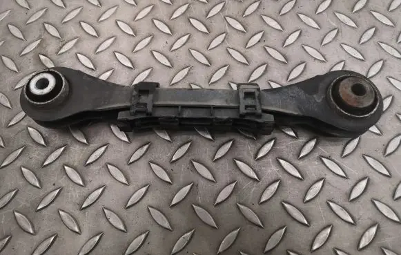 Rear upper control arm/wishbone