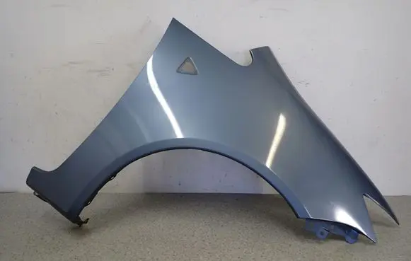 Mitsubishi Colt Fender