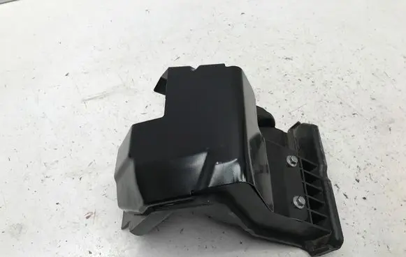 Volvo XC40 Battery bracket 32132530