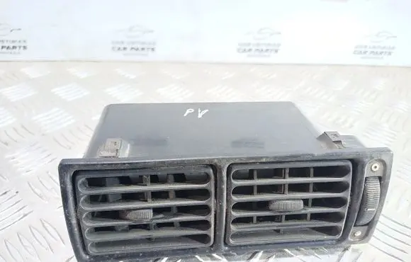 Ford Fiesta Dash center air vent grill 89FGA014L21AA C8H5A