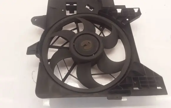 Ford Maverick Electric radiator cooling fan 15260120B 15280205 4548548