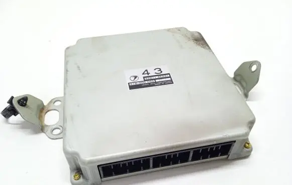 Subaru Legacy Engine control unit/module 22611AE031 A18000DS5