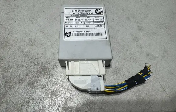BMW 5 E60 E61 Air suspension control unit module (rear) 6769834 49183290000102277
