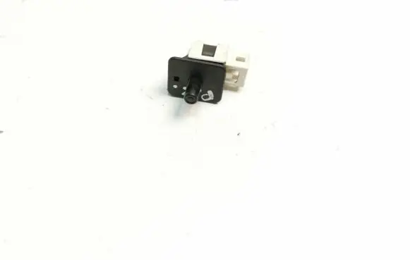 Mercedes-Benz CLC CL203 Front door sensor coupe 2028209410
