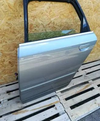 Audi A4 S4 B6 8E 8H Rear door
