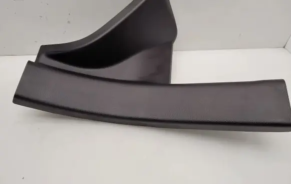 Suzuki Swift III Rear sill (body part) 7617152R