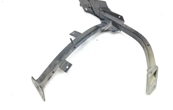 Audi A8 S8 D4 4H Fender mounting bracket 4H0821234