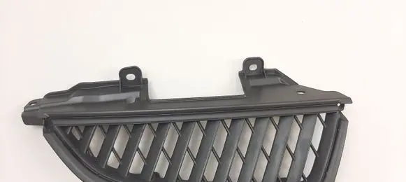 Mitsubishi Grandis Front bumper upper radiator grill MN145456