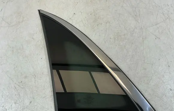 Ford Edge II Rear side window 43R000091