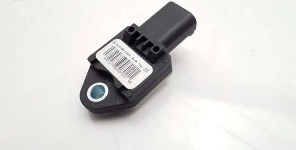 Mercedes-Benz A W169 Airbag deployment crash/impact sensor A1698210451 0451270560803629