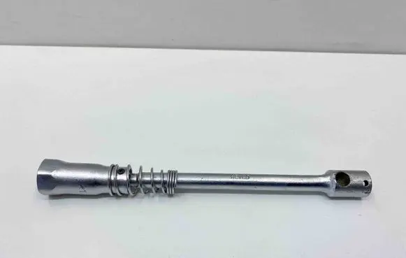 Mercedes-Benz SLC C107 Tool set 1075810067 A1075810067