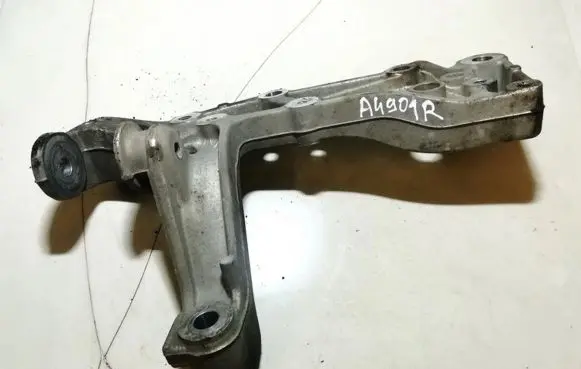 Audi A3 S3 8P Front lower control arm/wishbone 1k0199296e