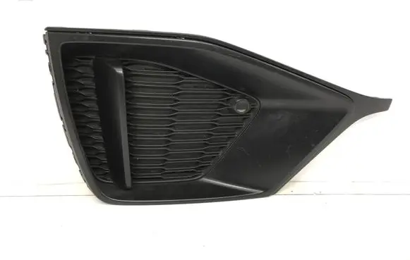 Audi Q8 Front bumper lower grill 4M8807681A AU5363U8