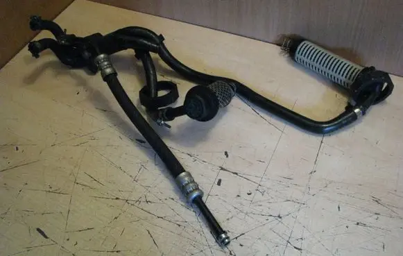 Mercedes-Benz CL C215 Power steering hose/pipe/line 2104660281