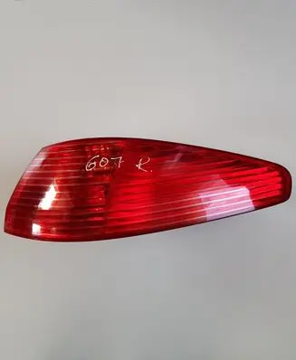 Peugeot 607 Rear/tail lights 2543