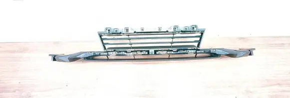 BMW 3 F30 F35 F31 Front bumper lower grill 7386152 51117386152
