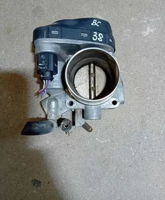 Audi A3 S3 8L Throttle valve 06A133062A