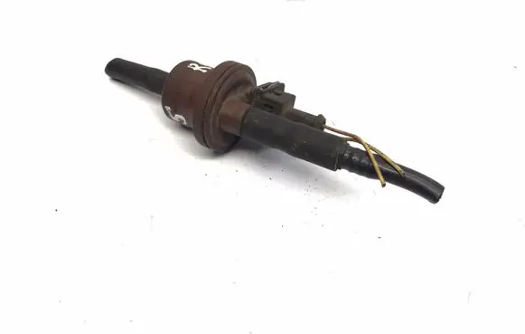 Citroen C5 Vacuum valve 2580008B