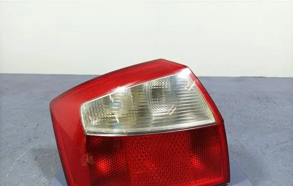 Audi A4 S4 B6 8E 8H Rear/tail lights 8E0945095C