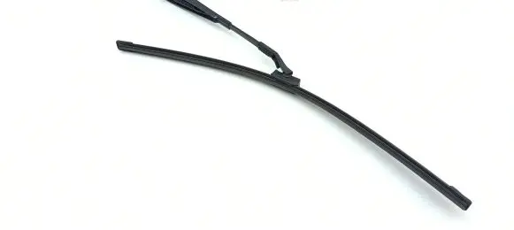 Mercedes-Benz E W212 Windshield/front glass wiper blade A2128201444 3392125720