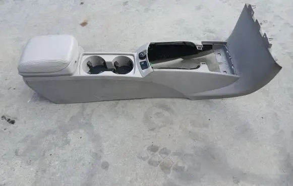 Volvo S40 Center console 