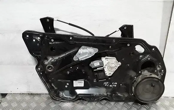 Volkswagen PASSAT B6 Rear door window regulator with motor 3C1837755F 1K0959793G