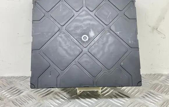 Audi A3 S3 8V Comfort/convenience module 5Q0937084N