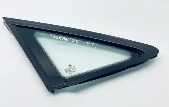 Volkswagen Touran I Front triangle window/glass 1T0845412