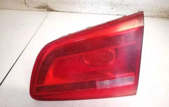 Volkswagen Touran II Tailgate rear/tail lights 176443