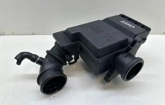 Mercedes-Benz Vaneo W414 Intake resonator A1661410190