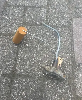 Volkswagen Transporter - Caravelle T4 Fuel tank valve 31530