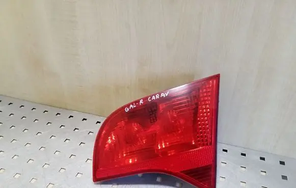Audi A4 S4 B7 8E 8H Tailgate rear/tail lights 8E9945094