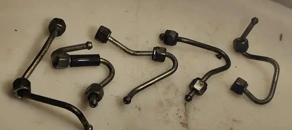Nissan Qashqai Fuel injector supply line/pipe 