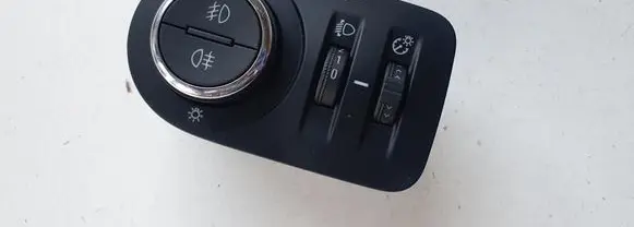 Opel Mokka X Light switch