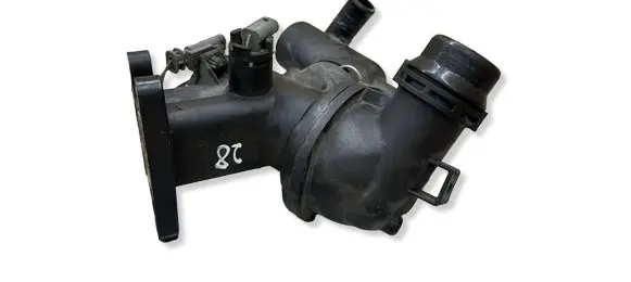 Land Rover Discovery Sport Thermostat/thermostat housing R6DJA34415